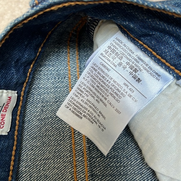 Levi’s dark wash jeans - Picture 11 of 11